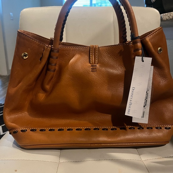 Dooney & Bourke Toggle whipstitch Top Handle Natural Florentine (rare) - Picture 2 of 3